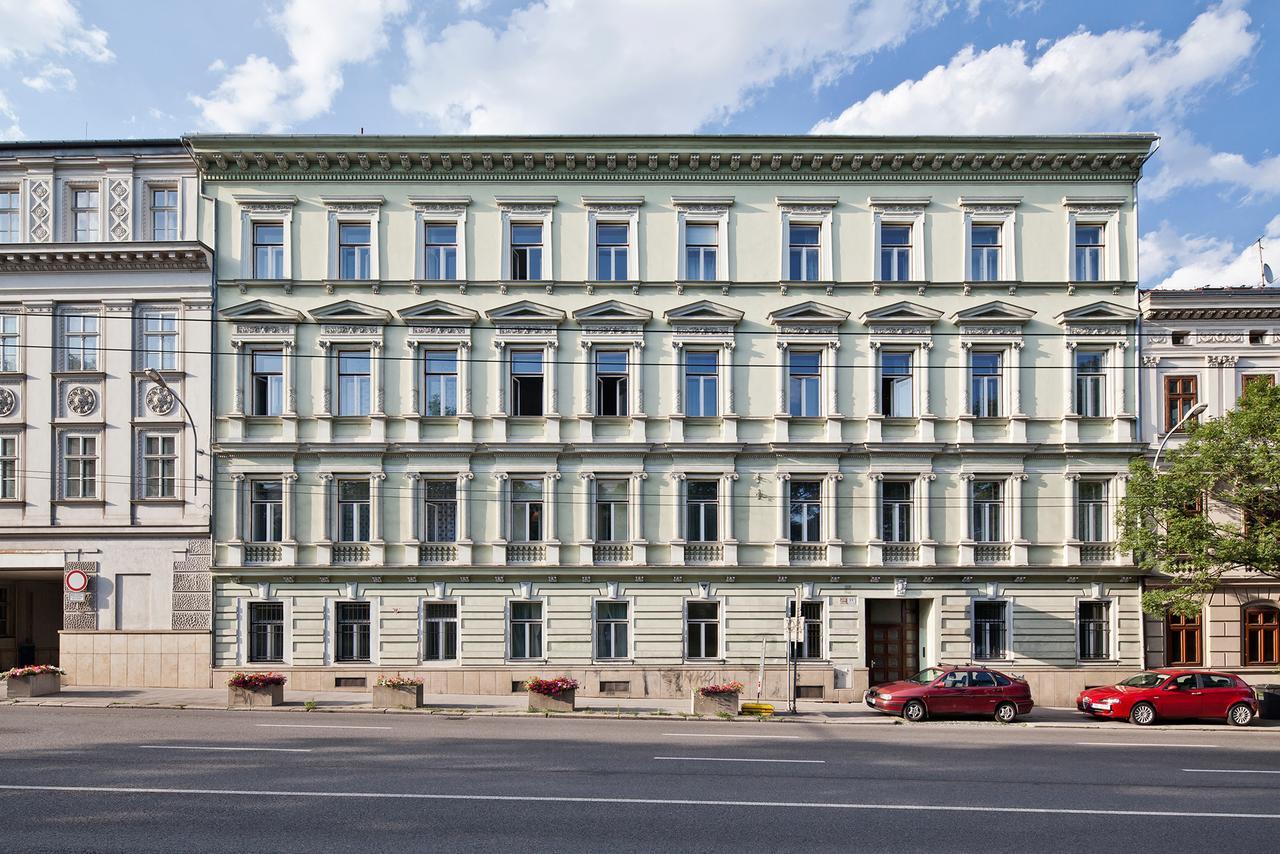 Cosy Design Apartment II Brno Bagian luar foto